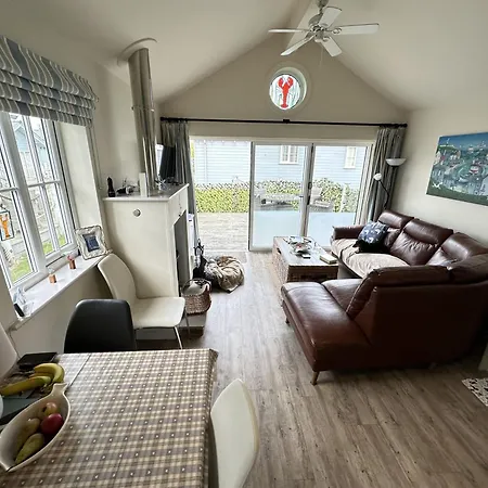 Holiday home The Lobster Pot House