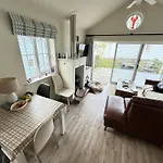 The Lobster Pot House - Part Of The The Bay Village With Pool, Gym And Direct Access, Pub, Restaurant, Tennis And Meadows Walks Сasa de vacaciones