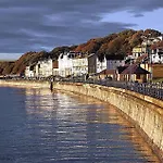 The Lobster Pot House - Part Of The The Bay Village With Pool, Gym And Direct Access, Pub, Restaurant, Tennis And Meadows Walks *