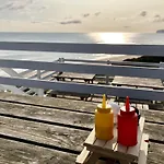 The Lobster Pot House - Part Of The The Bay Village With Pool, Gym And Direct Access, Pub, Restaurant, Tennis And Meadows Walks * Filey