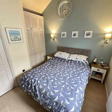 The Lobster Pot House - Part Of The The Bay Village With Pool, Gym And Direct Access, Pub, Restaurant, Tennis And Meadows Walks *